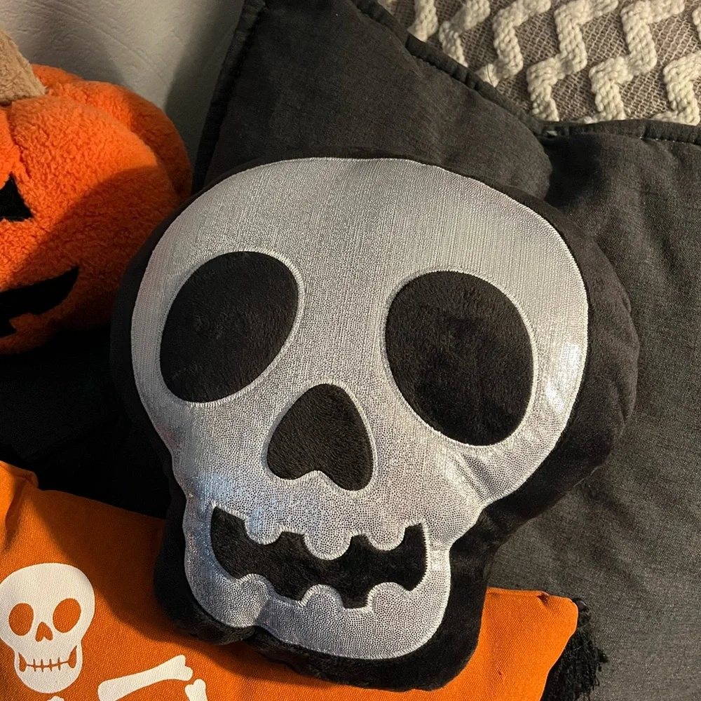Target Halloween skull Silver and Black throw pillow